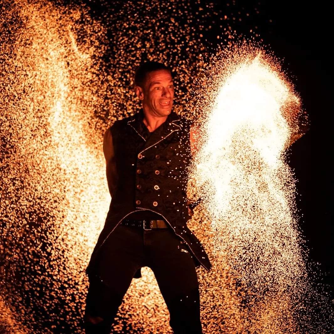 1000113193-edda2448419edf4293e9a542d18713a4